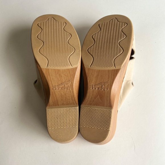 Dansko Beige Leather Adjustable Strap Clog Sandals size EUR 41, US 10.5 - Picture 9 of 14